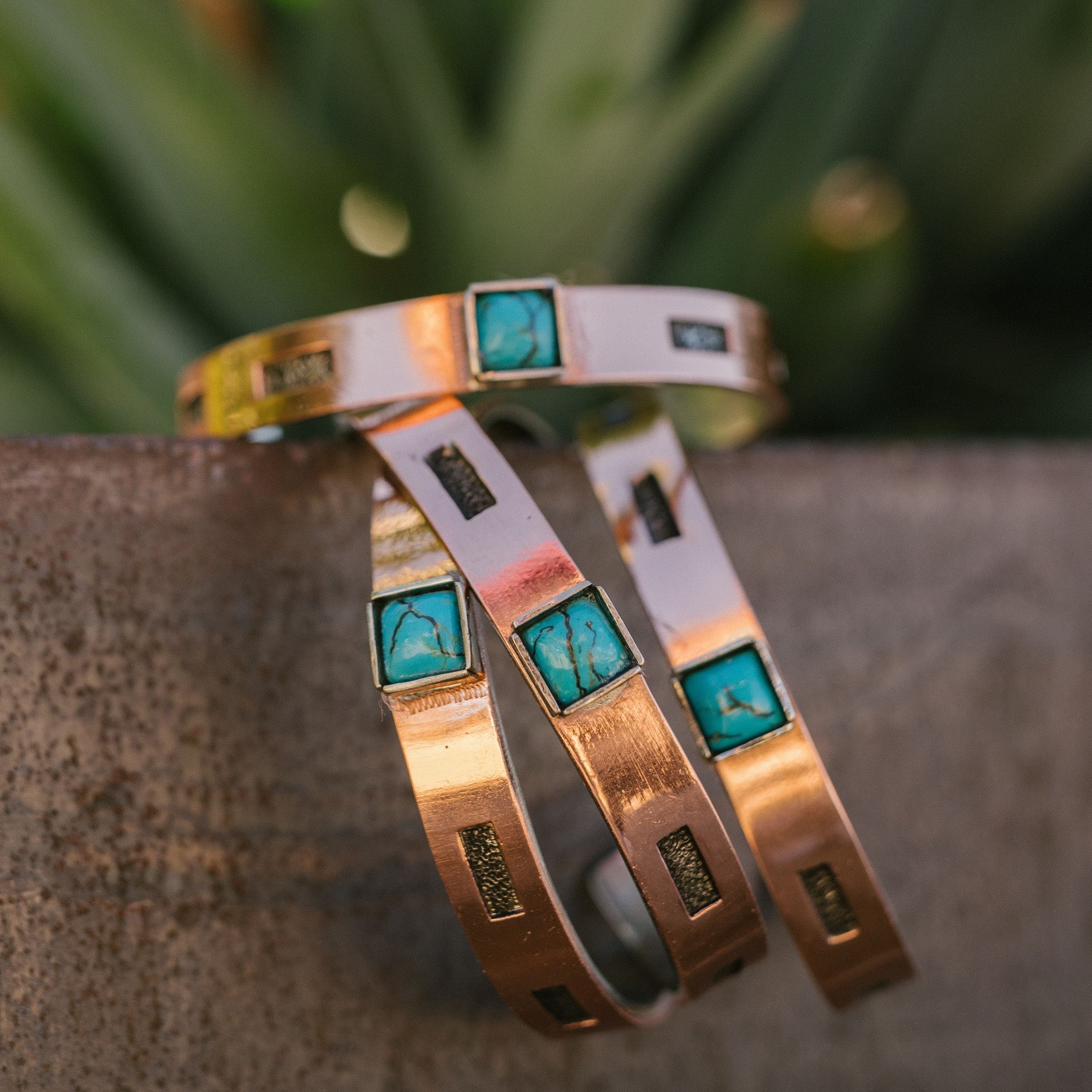 PasoRoblesphotographer-wickenburgaz-customsilver-TheRowdyRose-shelbycaitlinphotography-buckstitchbracelets-buckstitchingtack-buckstitch-copperbracelets