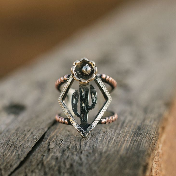 PasoRoblesphotographer-pasoroblesweddingphotographer-wickenburgaz-Therowdyrose-shelbycaitlinphotography-arizonasunset-azsunset-therowdyrosecustomrings