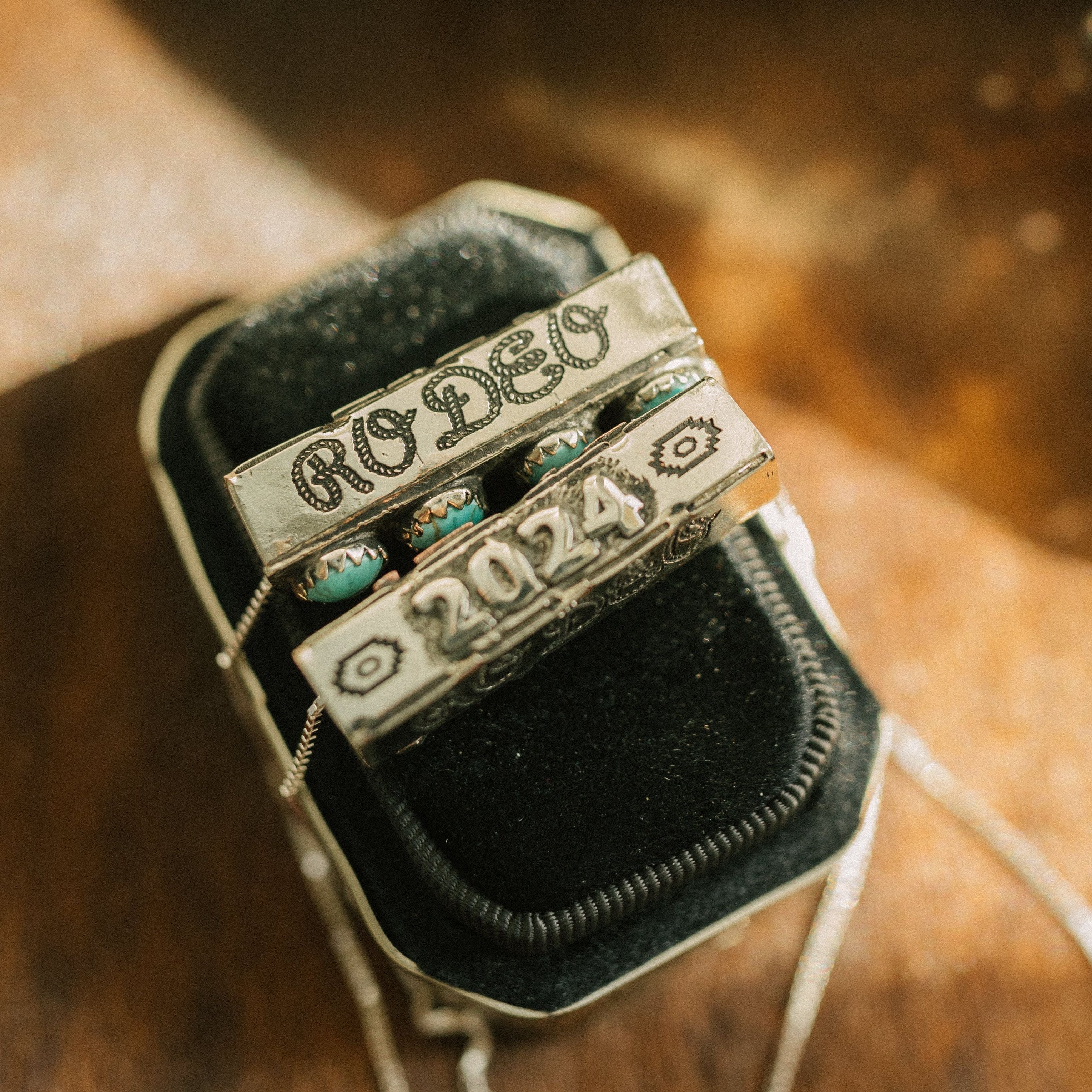 PasoRoblesphotographer-wickenburgaz-customsilver-TheRowdyRose-shelbycaitlinphotography-cowgirlfashion-nfrfashion