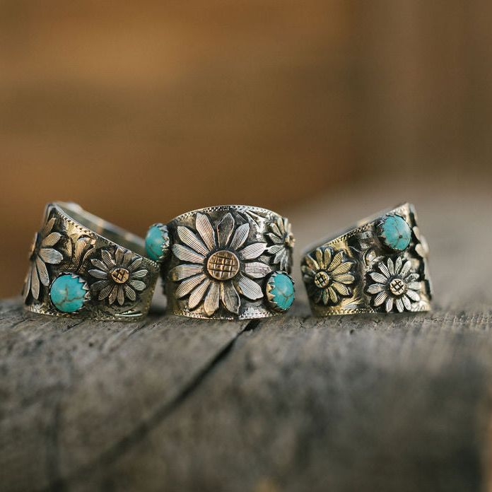 PasoRoblesphotographer-pasoroblesweddingphotographer-wickenburgaz-Therowdyrose-shelbycaitlinphotography-arizonasunset-azsunset-therowdyrosecustomrings