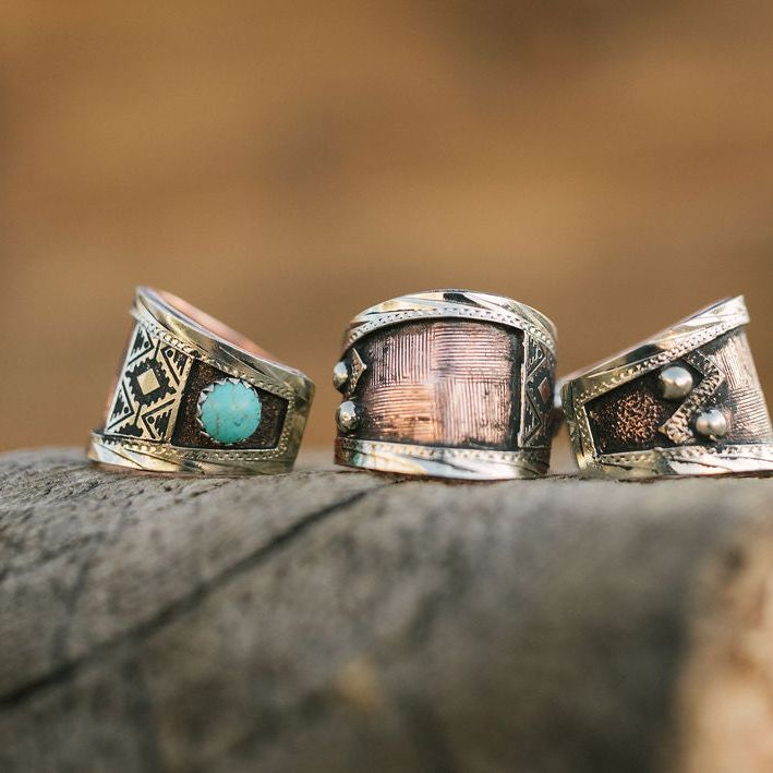 PasoRoblesphotographer-pasoroblesweddingphotographer-wickenburgaz-Therowdyrose-shelbycaitlinphotography-arizonasunset-azsunset-therowdyrosecustomrings