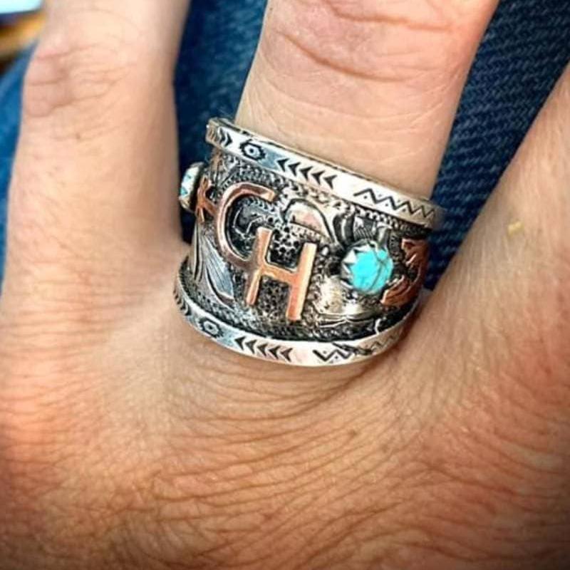 the rowdyrose-wickenburgaz-customring-customranchingbrandring-ranchingfamily