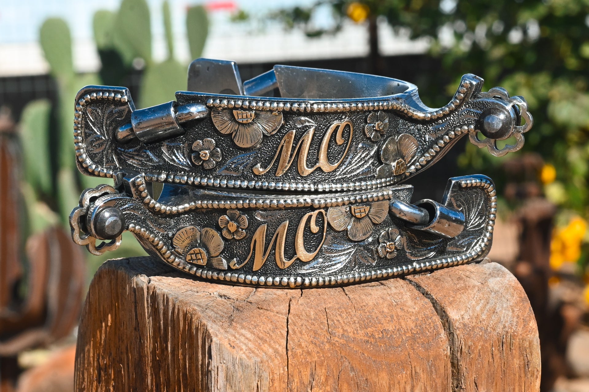 Bretelles Western En Cuir Avec Motif Floral Et Boucles Argentées - Occasion